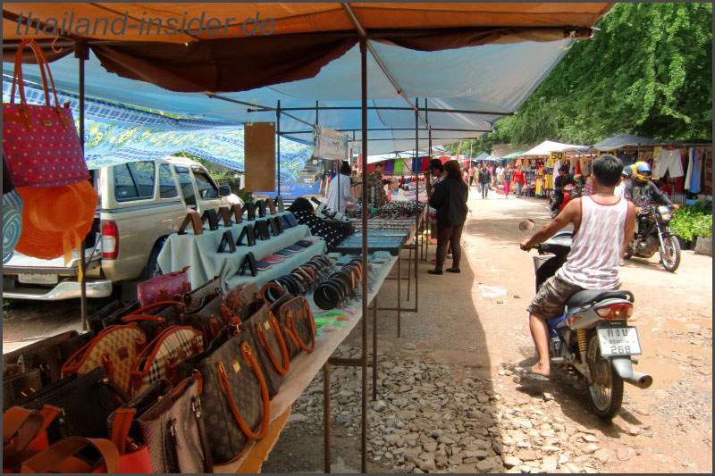 Eindrücke eines Wochenmarktes in Thailand
